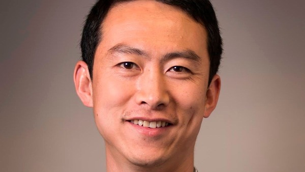 Zhang named among “rising stars” in materials chemistry research for energy and sustainability