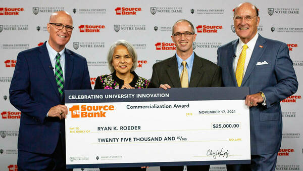 Ryan K. Roeder named recipient of 1st Source Bank’s 2021 Commercialization Award, team composed of Richard Billo, David Go, David Hoelzle and Hao Peng named second